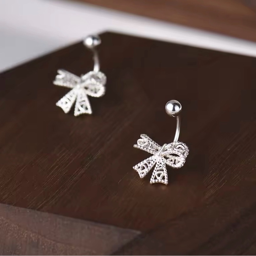 S925 Real Silver Lace Heart Hollow Bow Screw Buckle Puncture Stud Earrings. . - Picture 4 of 6
